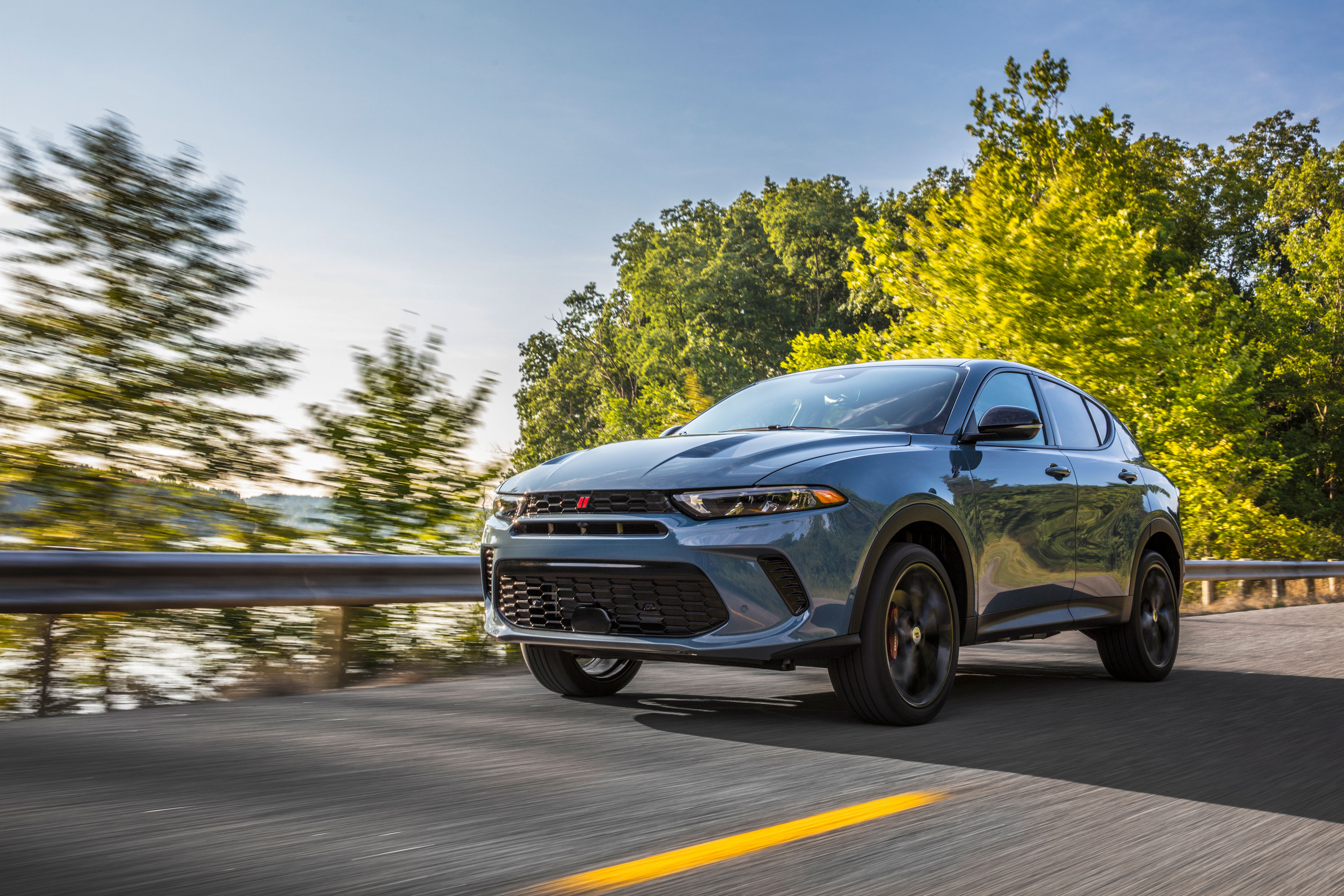 2024-Dodge-Hornet-GT-SUV-L05.jpg